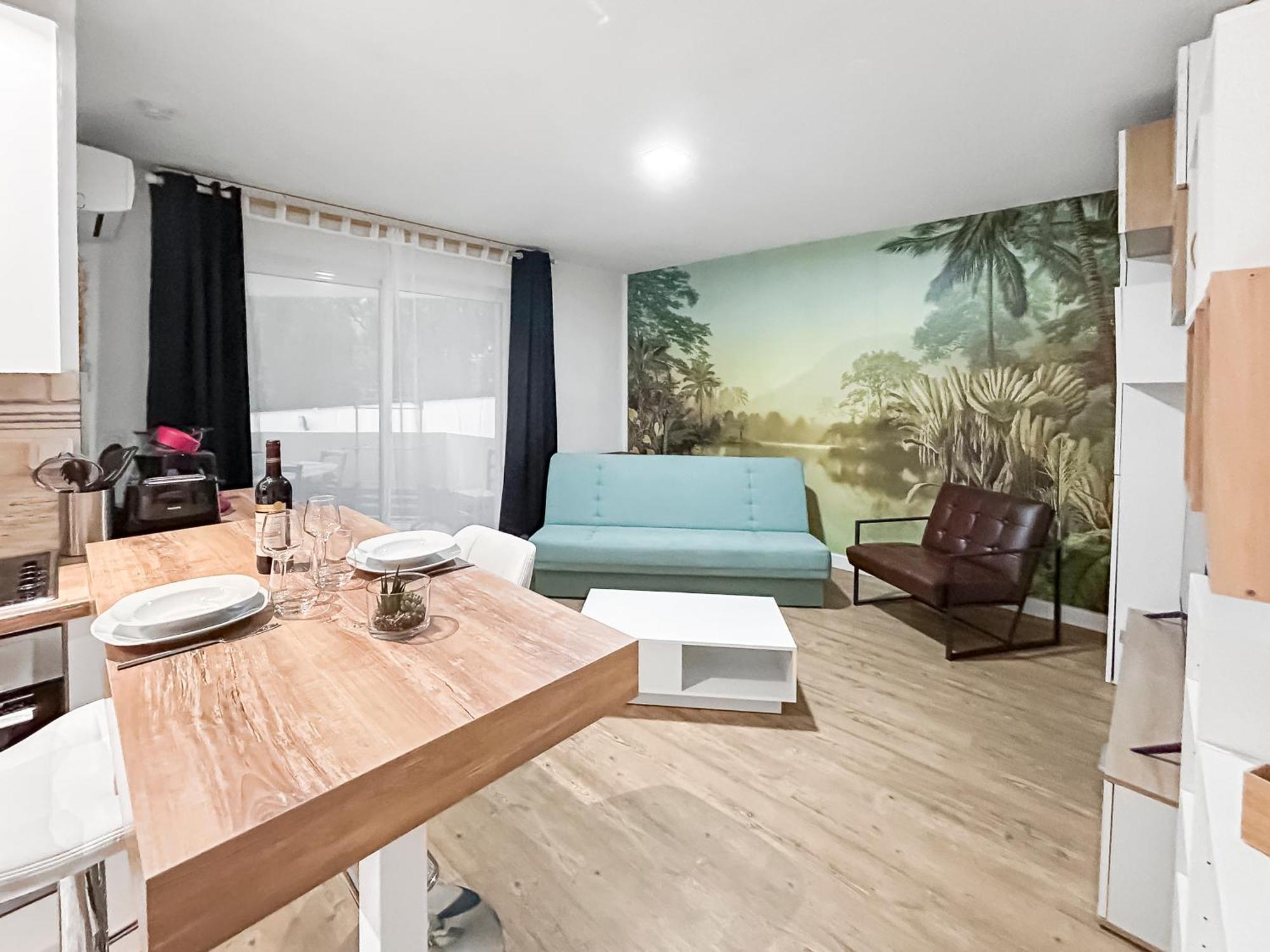 Appartamento Balcon, Parking, Piscine Et Clim' A 2 Pas Du Port Santa Lucia Saint-Raphaël Esterno foto