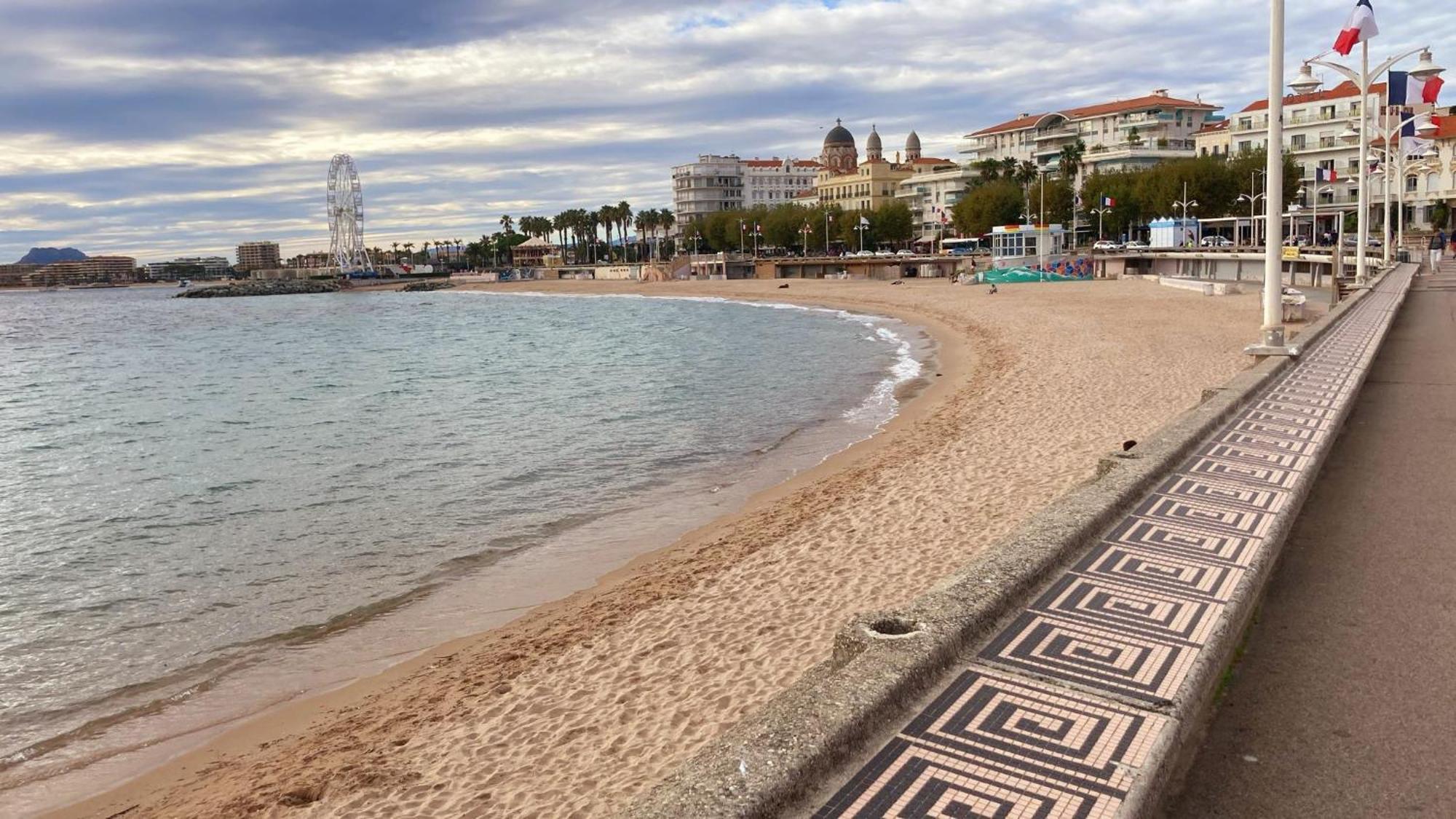 Appartamento Balcon, Parking, Piscine Et Clim' A 2 Pas Du Port Santa Lucia Saint-Raphaël Esterno foto